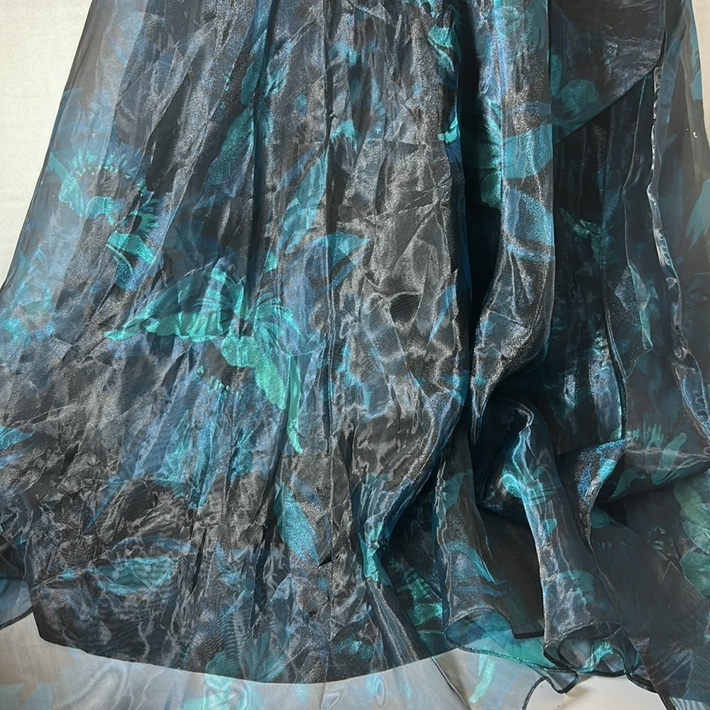 Mixed Media Sleeveless A-Line Gown
Eliza J - Picture 7 of 11